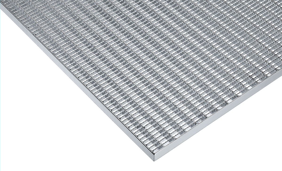 Pressrost-Stufen, Stahl S235JR, Maschenweite 30 x 10, verzinkt, rutschhemmend, Füllstäbe gekerbt (R11)  XP 30 x 3 / 33 x 11 (TS) 1000mm x (QS) 305mm