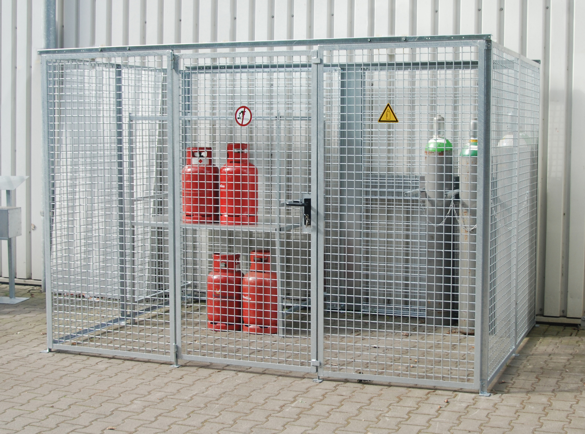 1 - Gasflaschen-Lagerung Gasflaschen-Container GFC-M5, für 104 Gasflaschen, feuerverzinkt