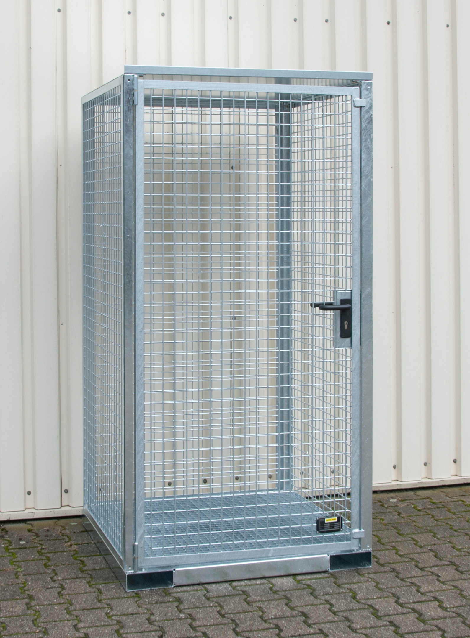 1 - Gasflaschen-Lagerung  Gasflaschen-Container GFC-E/G M0, für 16 Gasflaschen, feuerverzinkt