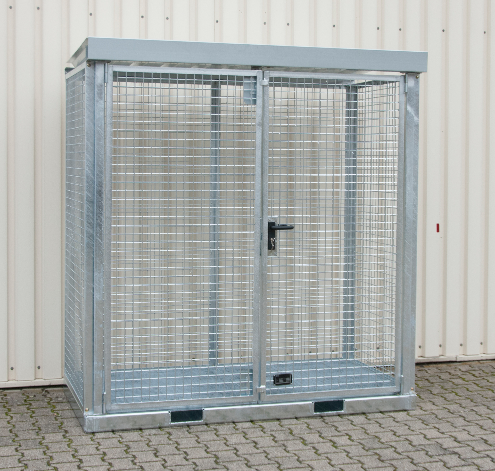 1 - Gasflaschen-Lagerung  Gasflaschen-Container GFC-E/G M1, für 32 Gasflaschen, feuerverzinkt