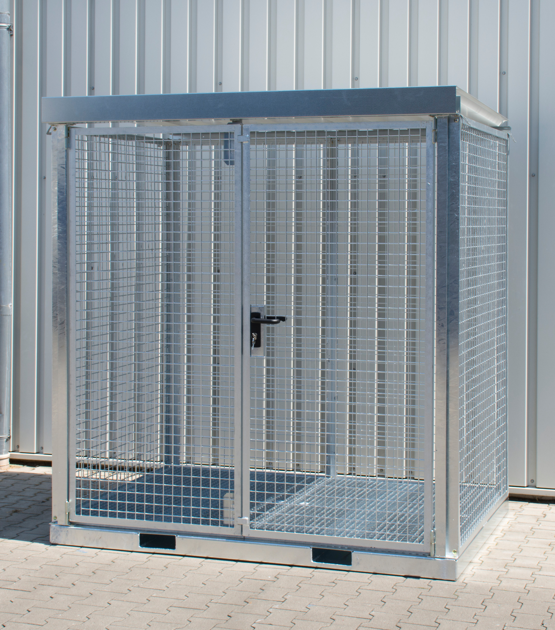1 - Gasflaschen-Lagerung  Gasflaschen-Container GFC-E/G M2, für 45 Gasflaschen, feuerverzinkt